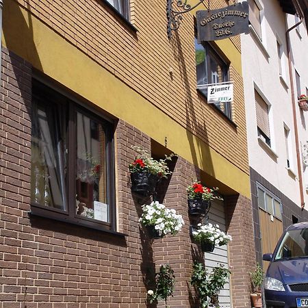 Gaestehaus Am Roemerbad Zell an der Mosel Luaran gambar